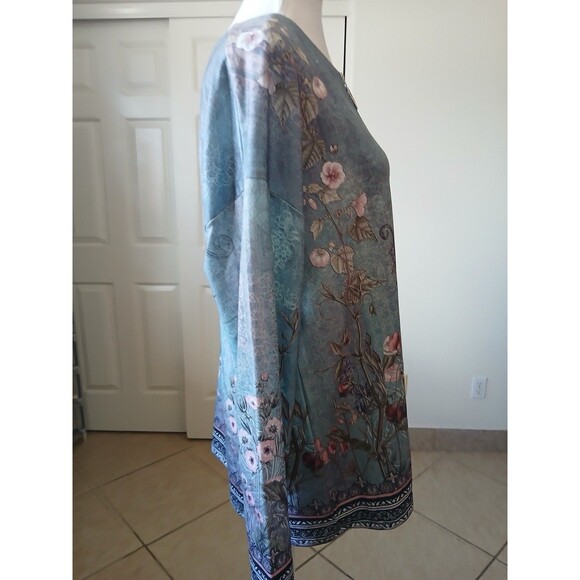 Flamingals Womens M Long Sleeve round neck floral print T-shirt with hoop zipper - Picture 3 of 14